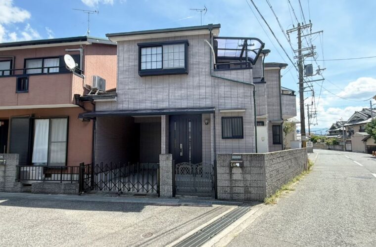 和泉市箕形町四丁目　戸建
